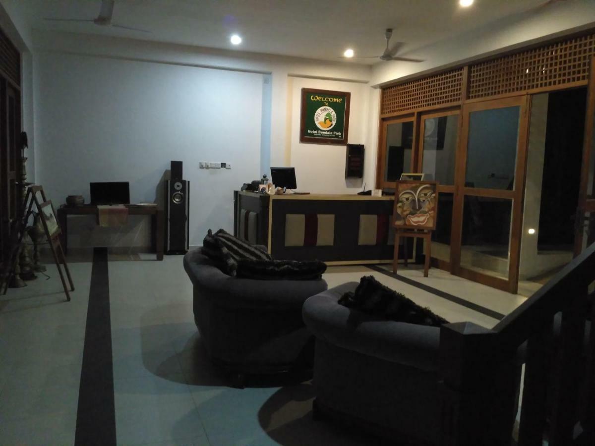 Hotel Bundala Park Weligatta Bagian luar foto